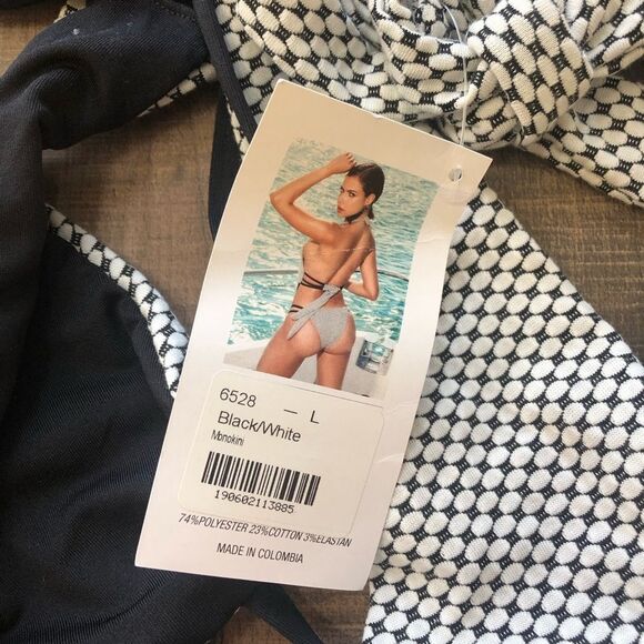 Mapale Swimsuit - Picture 9 of 9